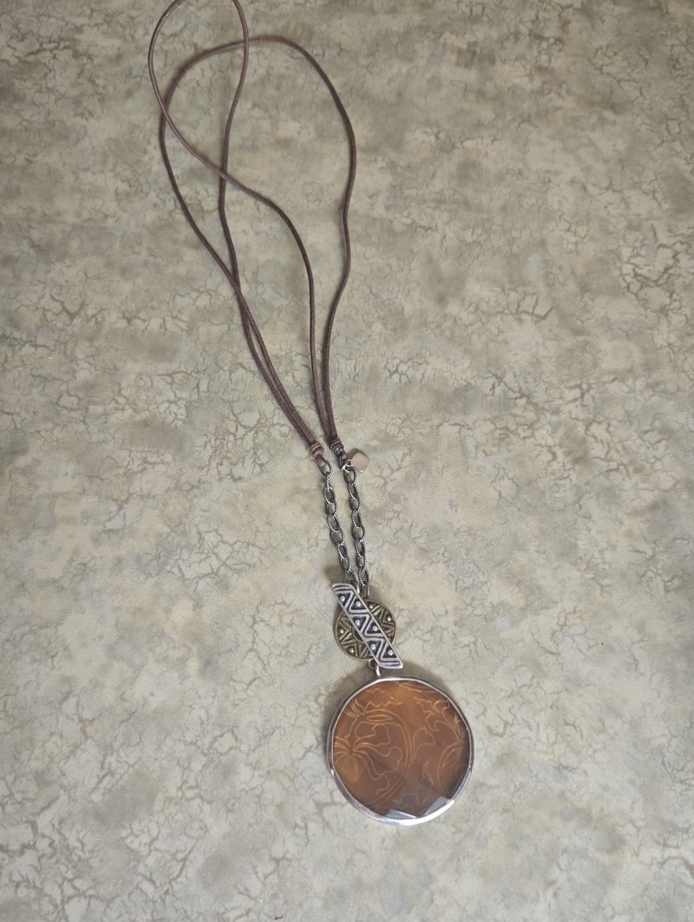 SILPADA N2230 Amber Wave Etched Shell - Picture 6 of 6